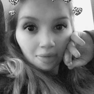 Meet your Posher, Stephenie an